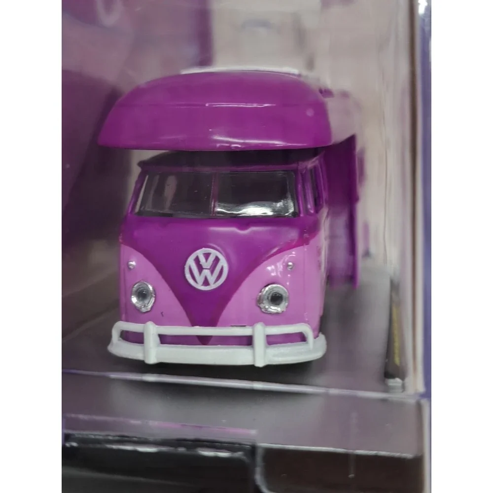NIB M2 Machines Grape Fanta 1959 VW Double Cab Truck Collectors Edition